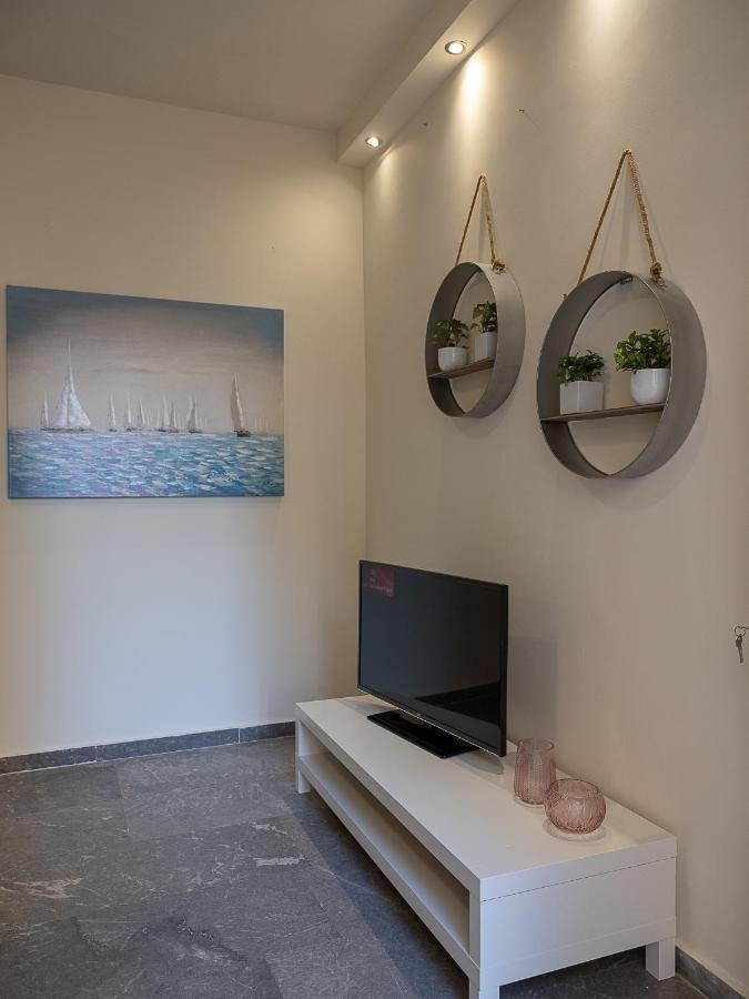 Luxury Apts Heraklion Center Exterior photo